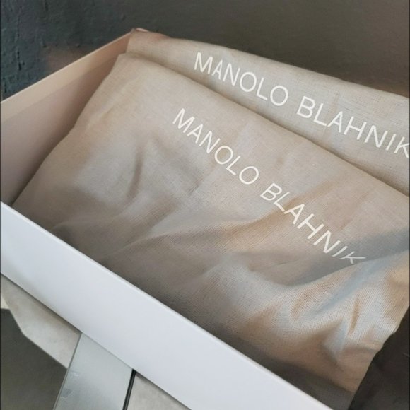 Manolo Blahnik size 38.5 Silver Glitter - Picture 10 of 13